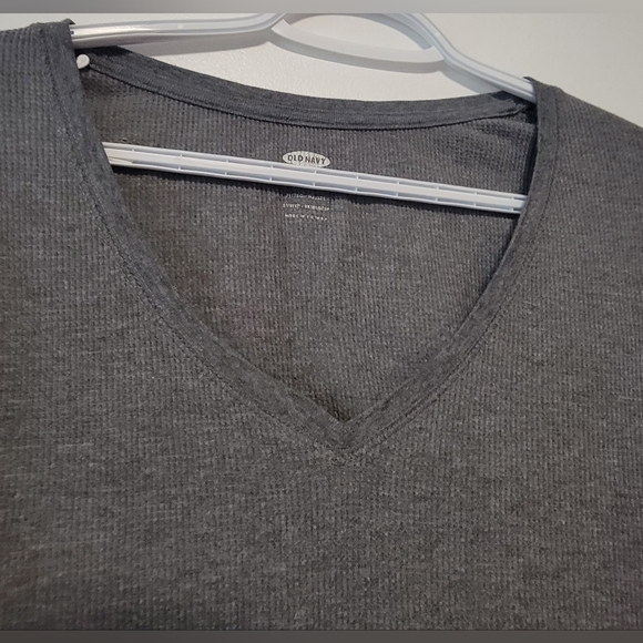 Old Navy Long Sleeve - Picture 2 of 4
